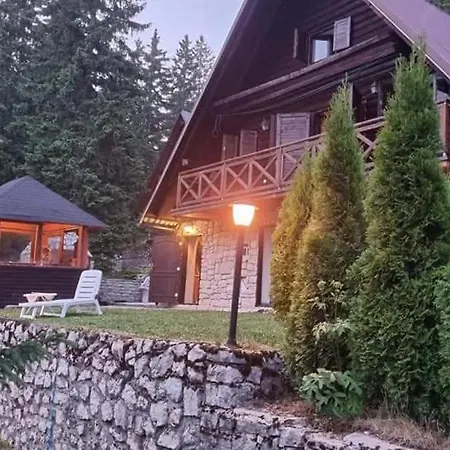 A&s Vikendica Vlasic Semesterbostad